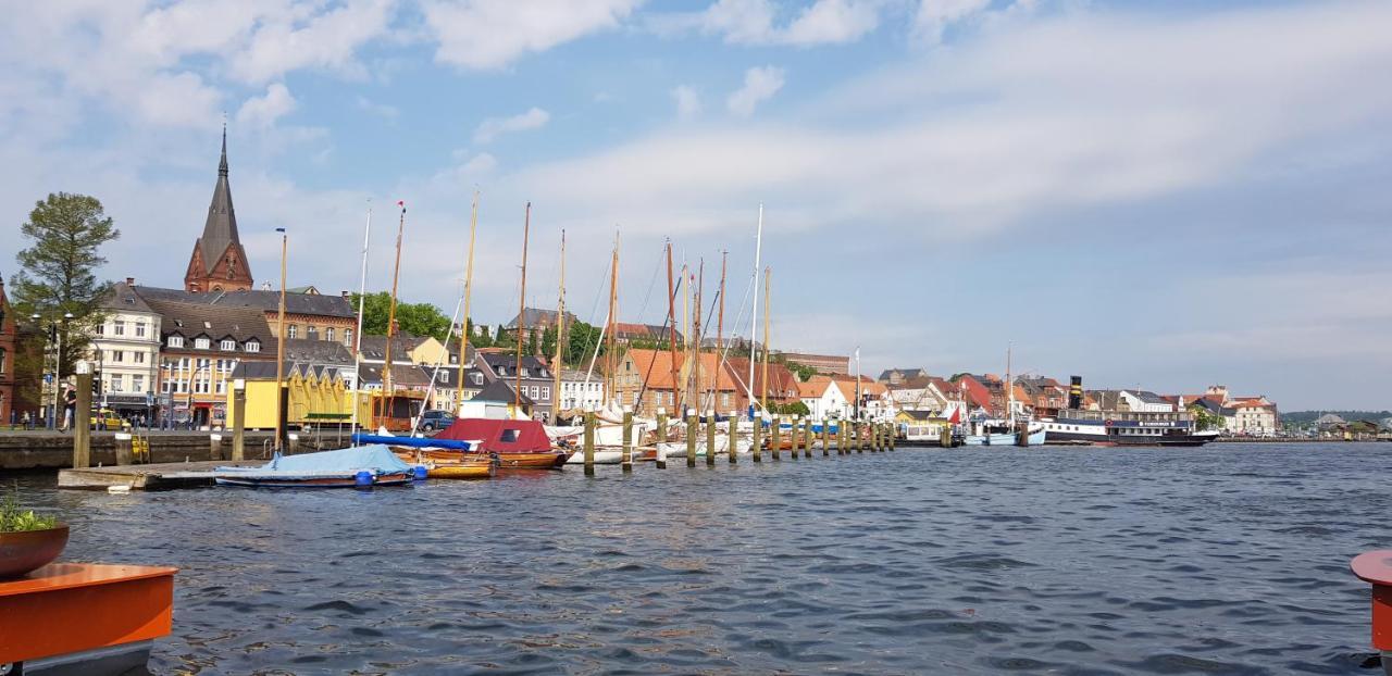 Piratenkoje Flensburg Exterior foto